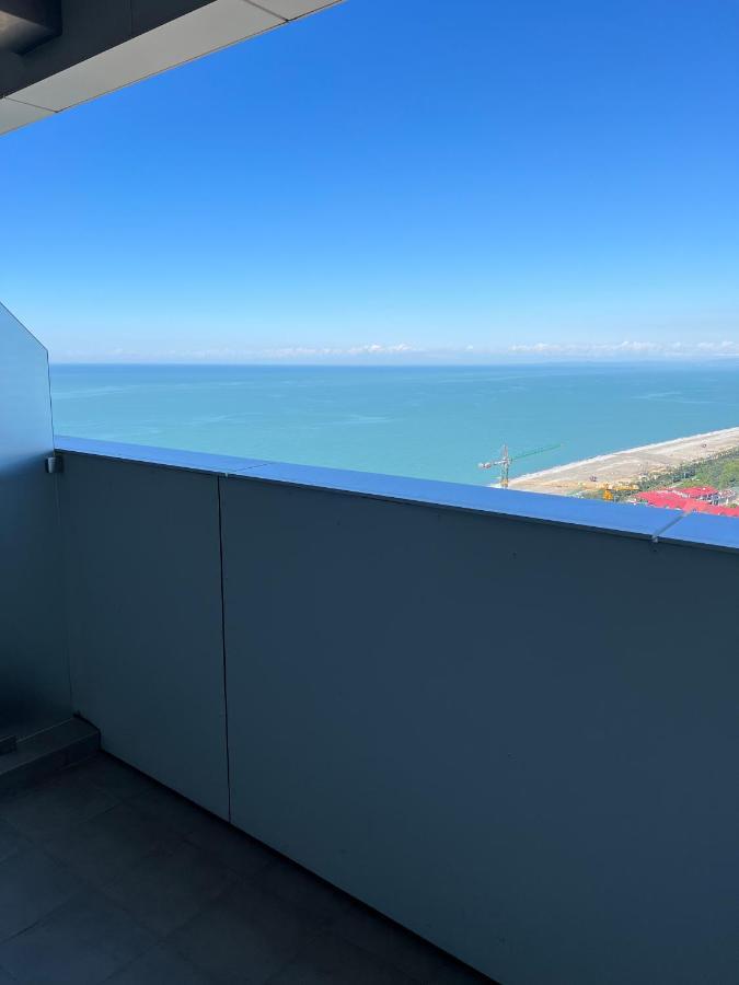 Apartments In Alliance Batumi Exterior photo